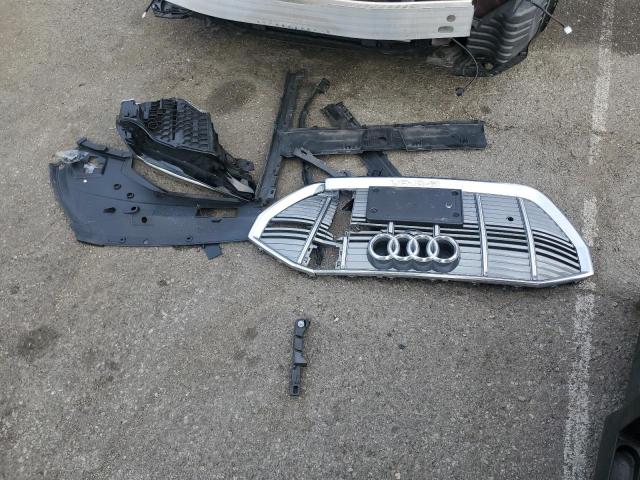 VIN WA1VABGE8KB016657 2019 AUDI E-TRON no.12