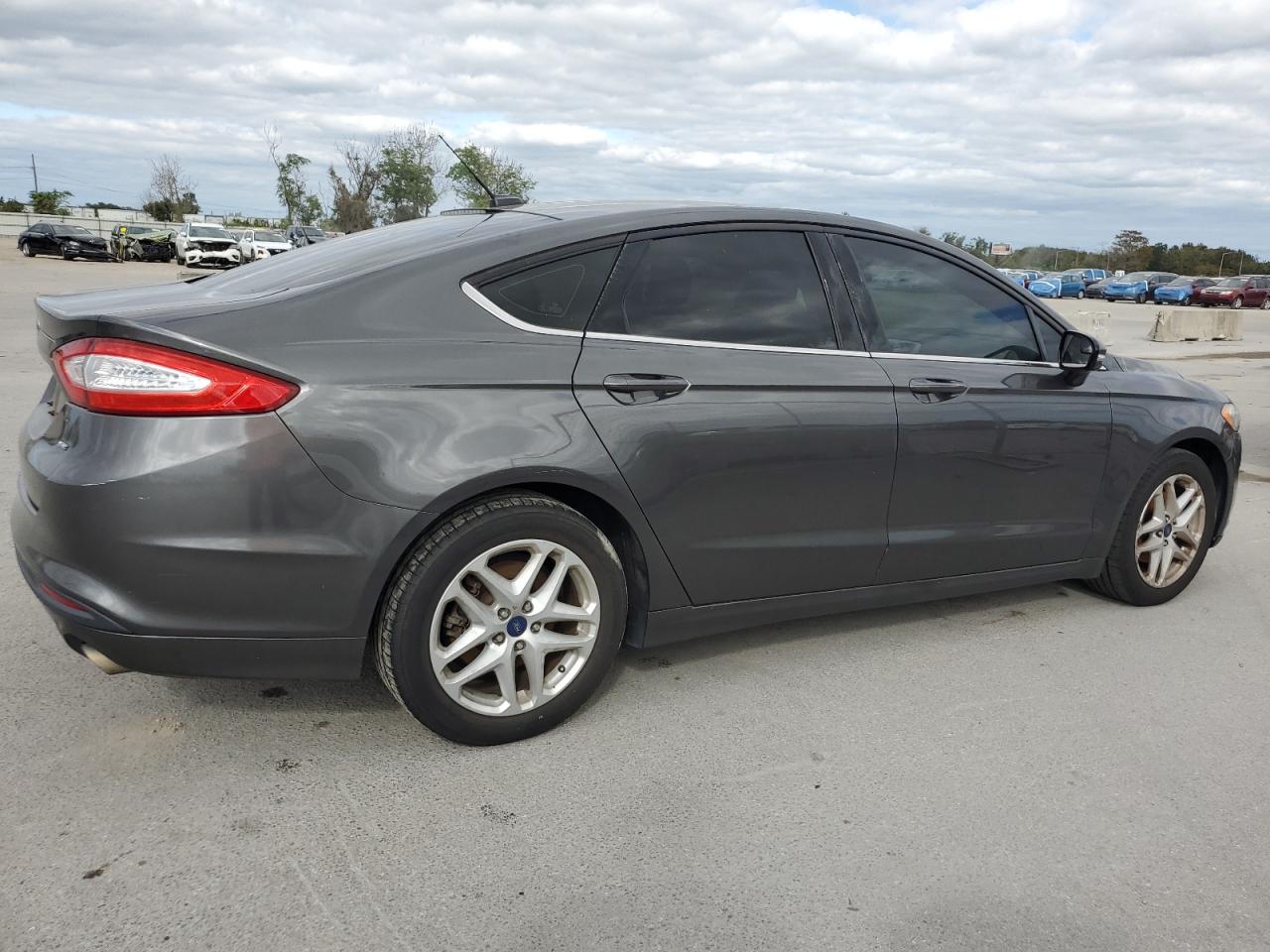 Lot #2996171405 2016 FORD FUSION SE