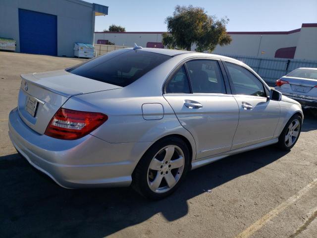 VIN WDDGF4HB9DR297724 2013 Mercedes-Benz C-Class, 250 no.3