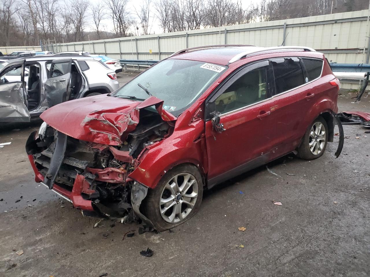  Salvage Ford Escape