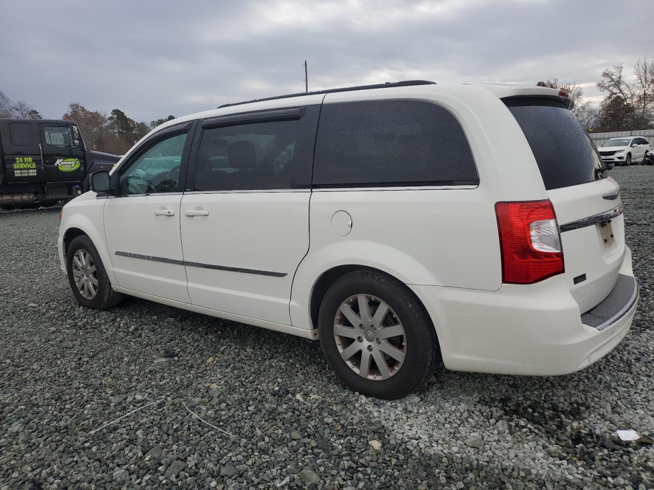 Lot #3024698736 2011 CHRYSLER TOWN & COU