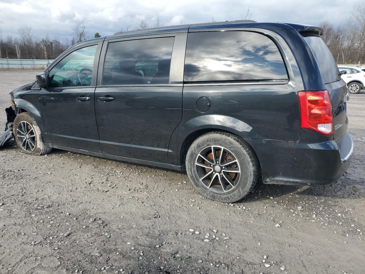 Lot #3033246874 2018 DODGE GRAND CARA