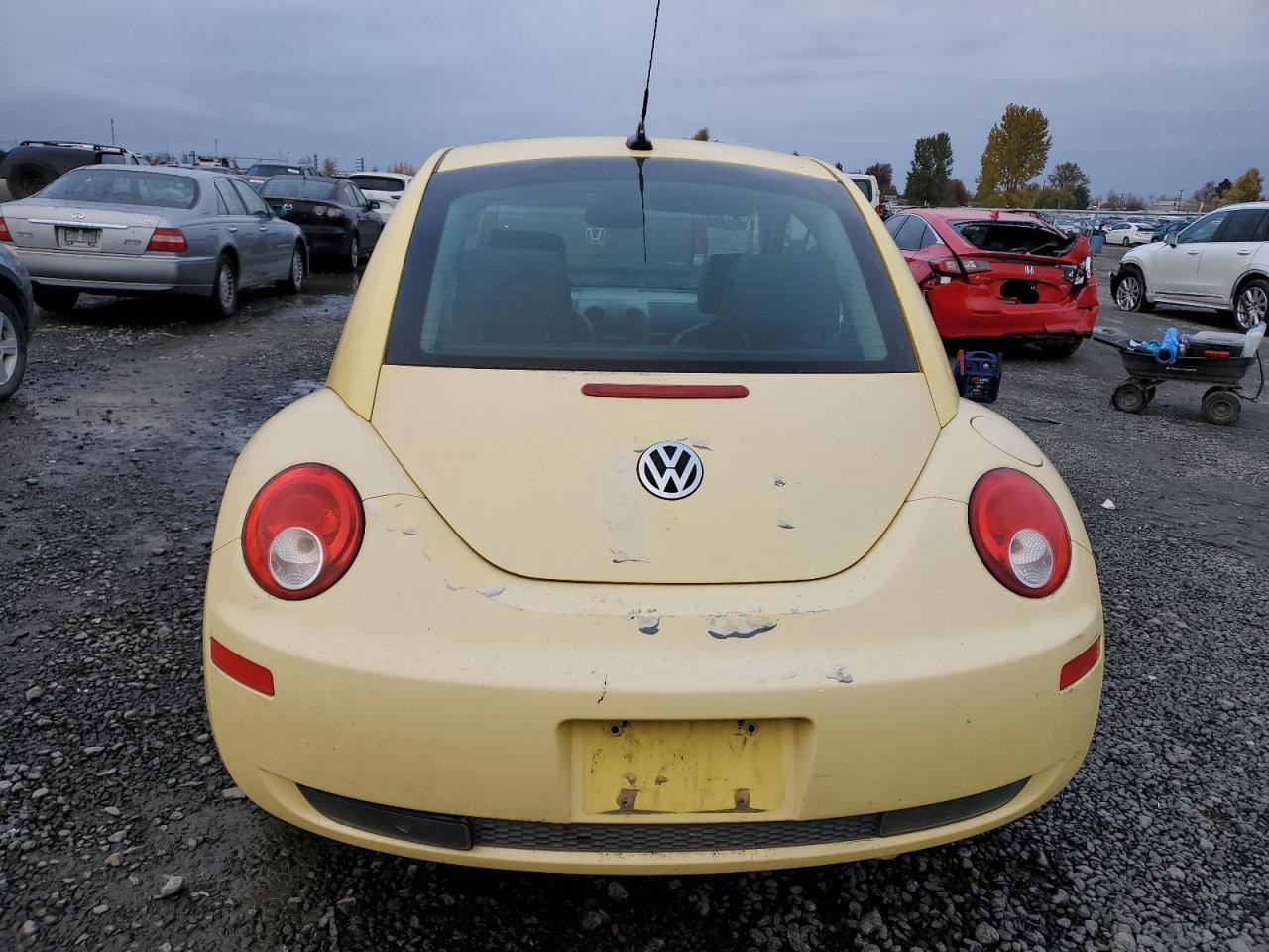 Lot #2977209154 2009 VOLKSWAGEN NEW BEETLE