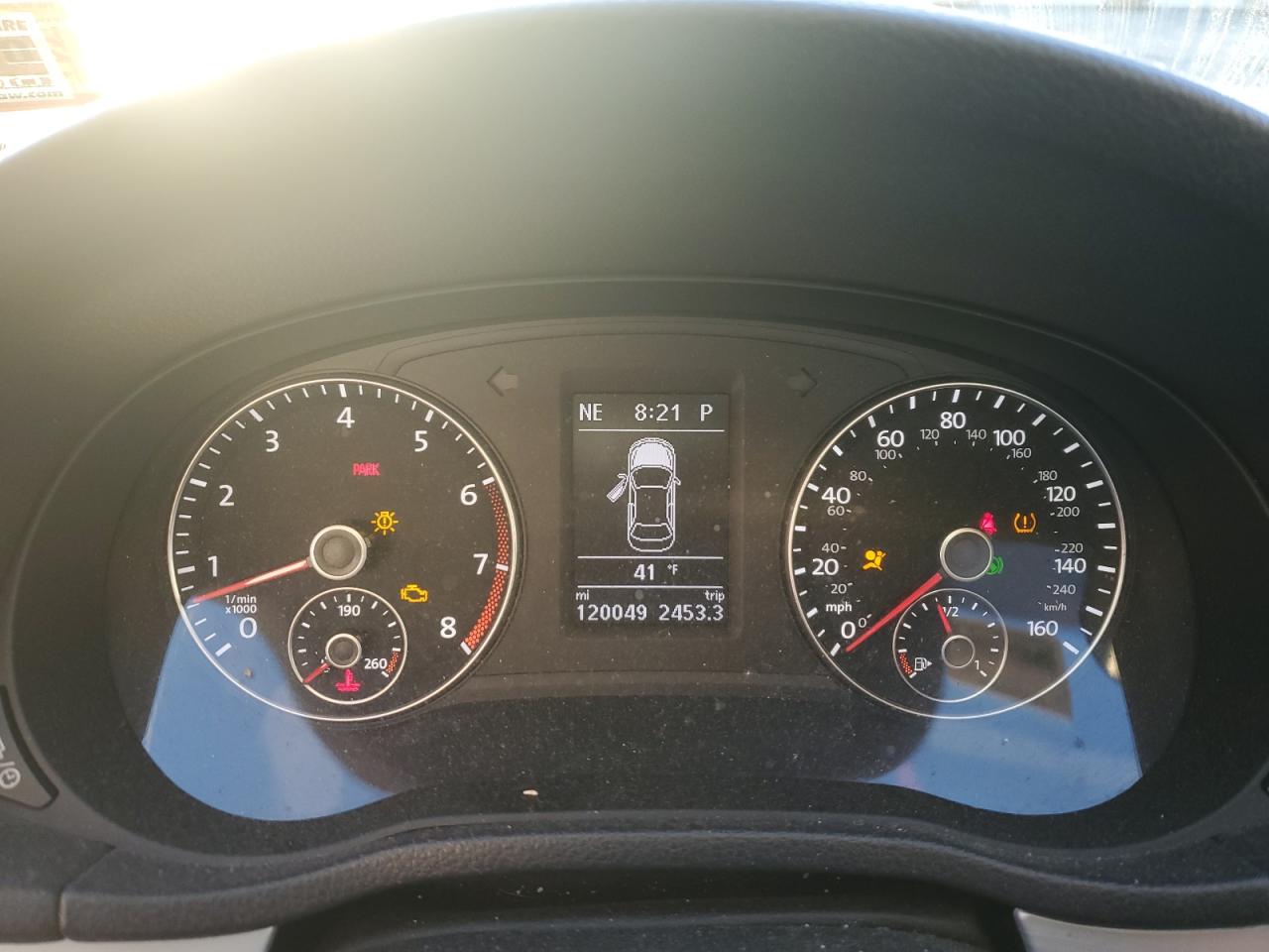 VOLKSWAGEN PASSAT SE