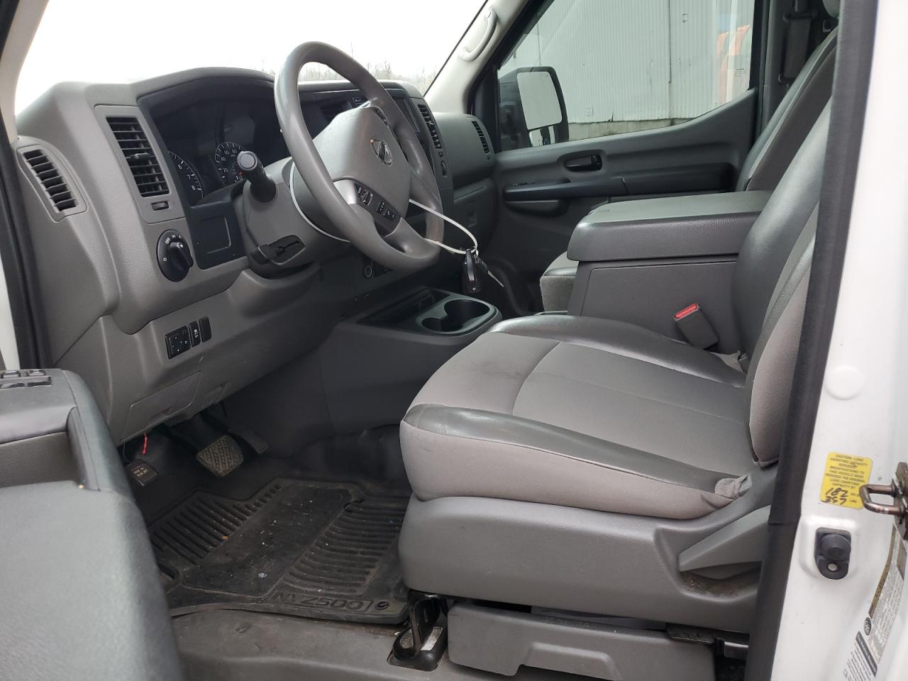 Lot #3024950401 2019 NISSAN NV 2500 S