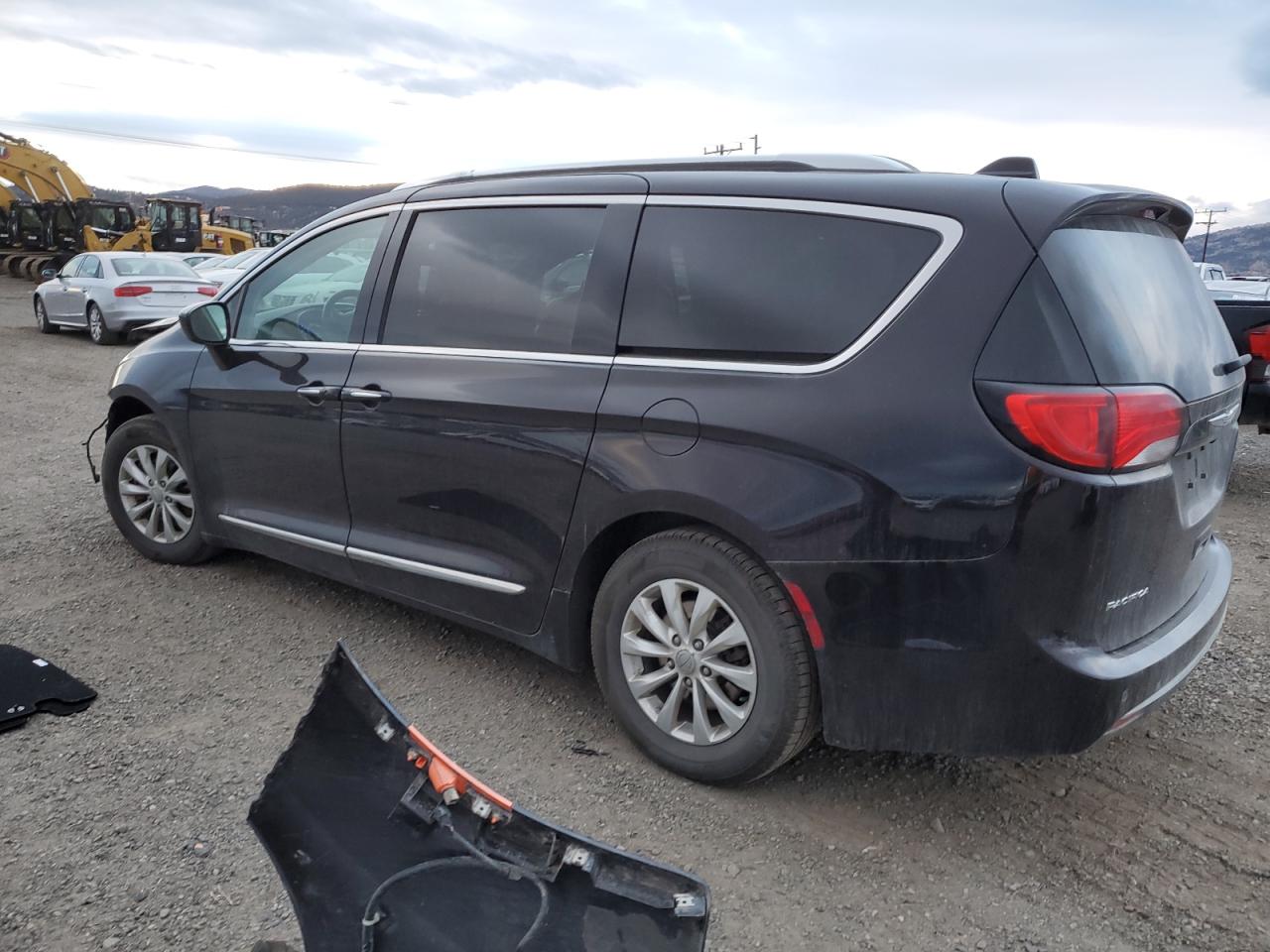 Lot #2977403864 2018 CHRYSLER PACIFICA T