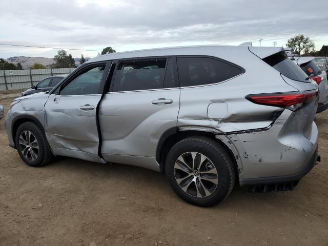 VIN 5TDHZRBH2NS216551 2022 TOYOTA HIGHLANDER no.2