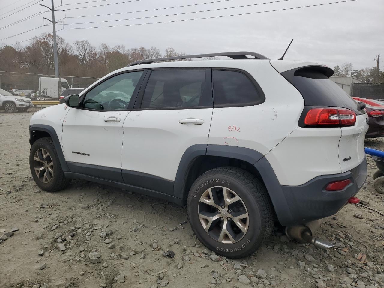 Lot #2976941628 2014 JEEP CHEROKEE T