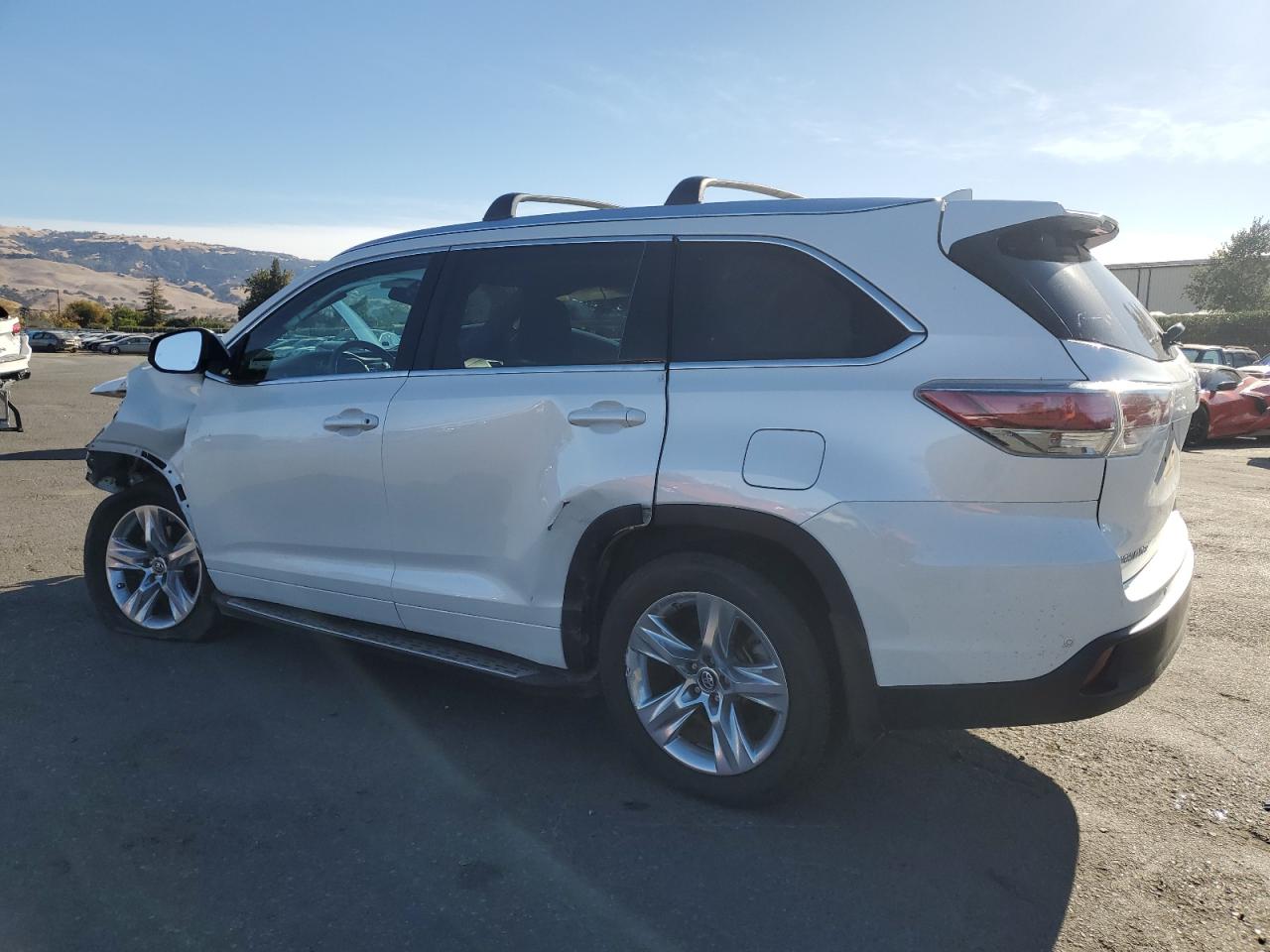 Lot #3033213805 2016 TOYOTA HIGHLANDER