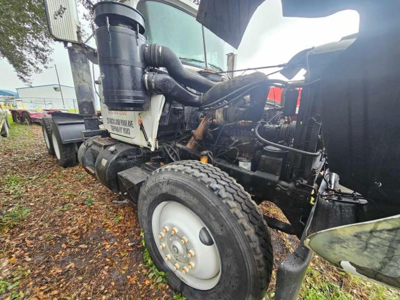 Lot #2976834803 1978 MACK R686