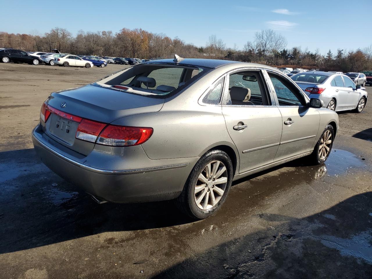 Lot #2978535240 2009 HYUNDAI AZERA GLS