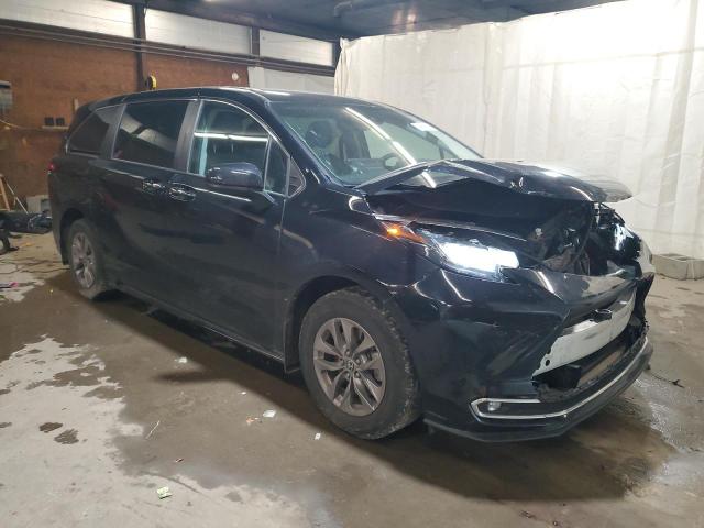 VIN 5TDYSKFC1NS069021 2022 Toyota Sienna, Xle no.4