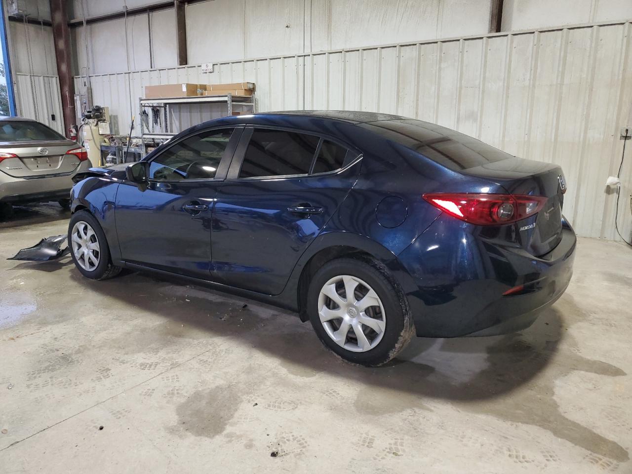 Lot #2962553790 2018 MAZDA 3 SPORT