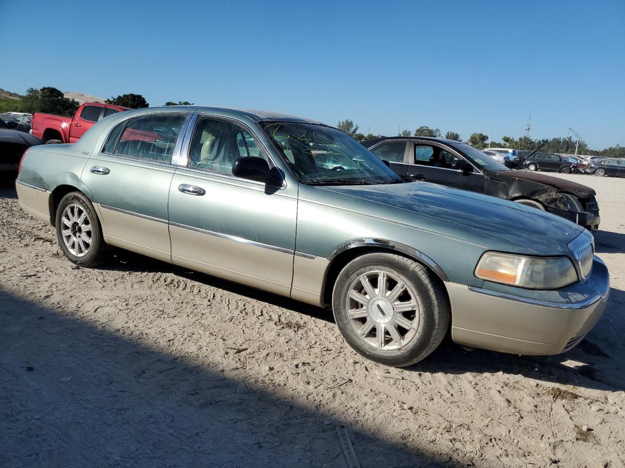 Lot #3008745119 2006 LINCOLN TOWN CAR S