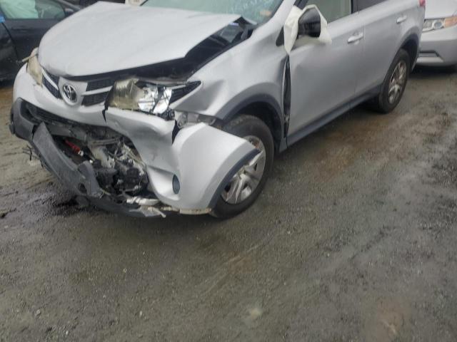 2015 TOYOTA RAV4 LE - JTMZFREV6FJ048457