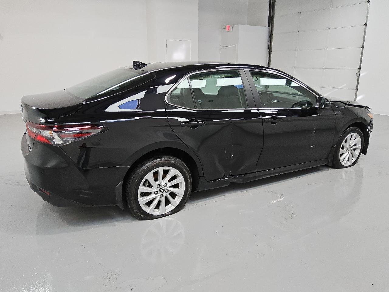 Lot #3036989746 2024 TOYOTA CAMRY LE