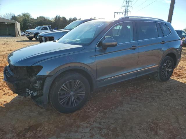 2018 VOLKSWAGEN TIGUAN SE - 3VV2B7AX0JM165991
