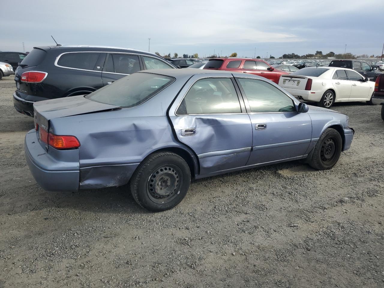 Lot #2989328584 2000 TOYOTA CAMRY LE