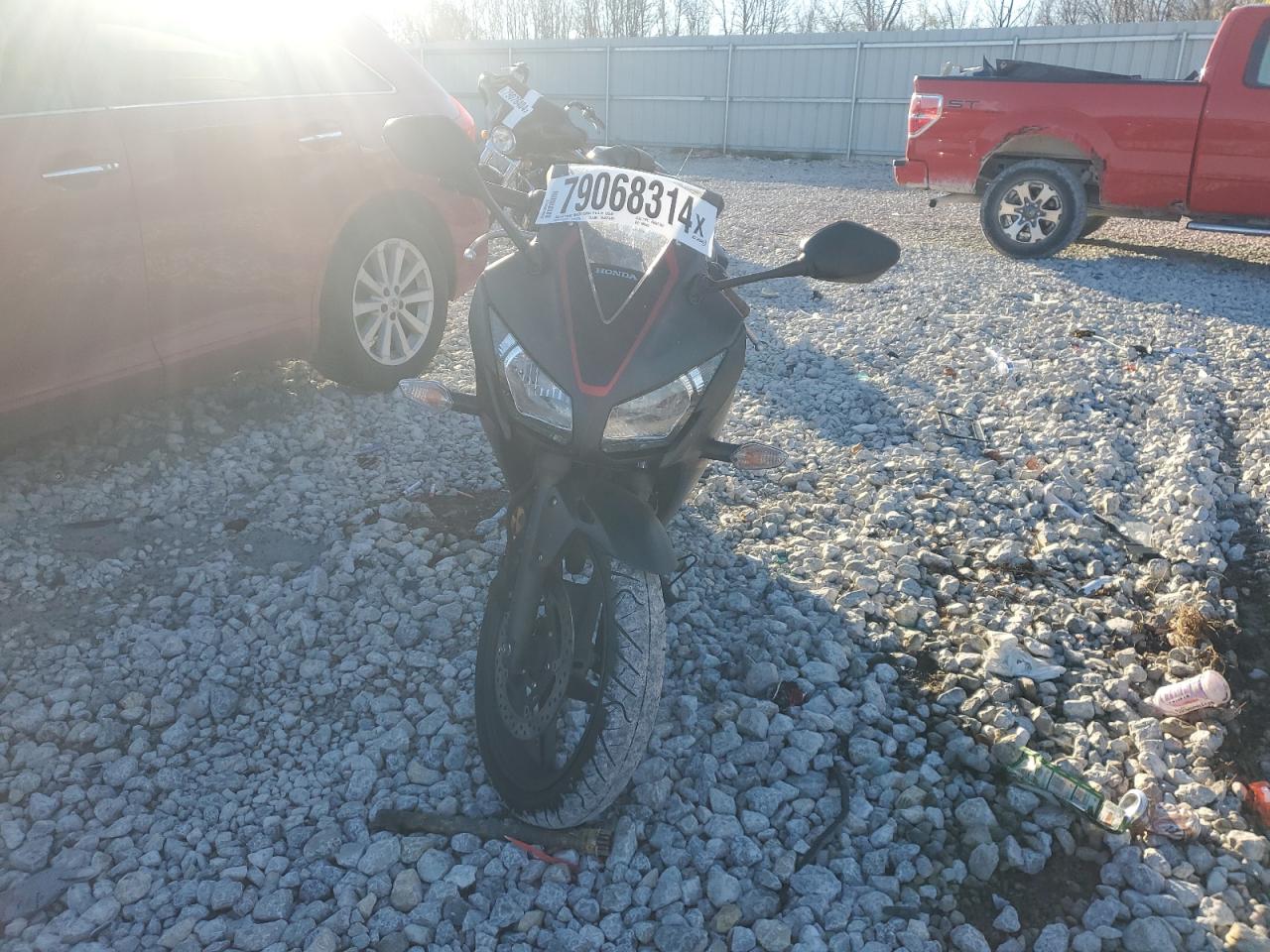 Lot #2970066535 2019 HONDA CBR300 R