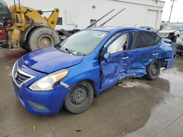 VIN 3N1CN7AP3HL811909 2017 NISSAN VERSA no.1