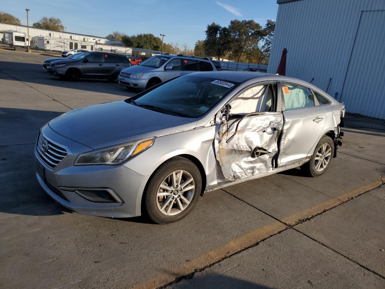 Lot #3020427201 2017 HYUNDAI SONATA SE