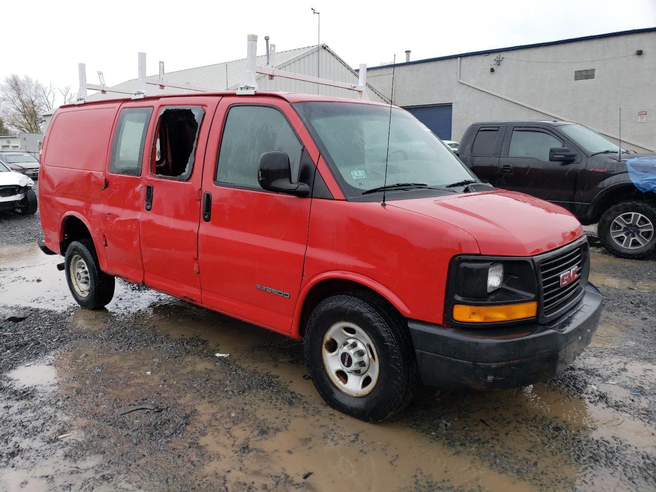 Lot #3029641075 2004 GMC SAVANA G25