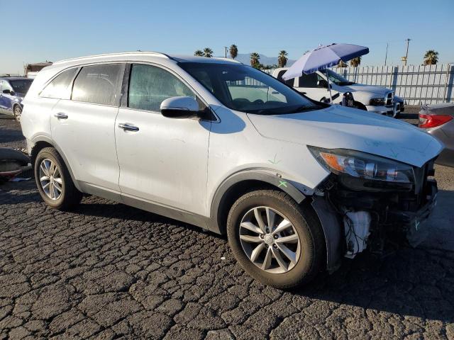 VIN 5XYPG4A39HG280596 2017 KIA SORENTO no.4