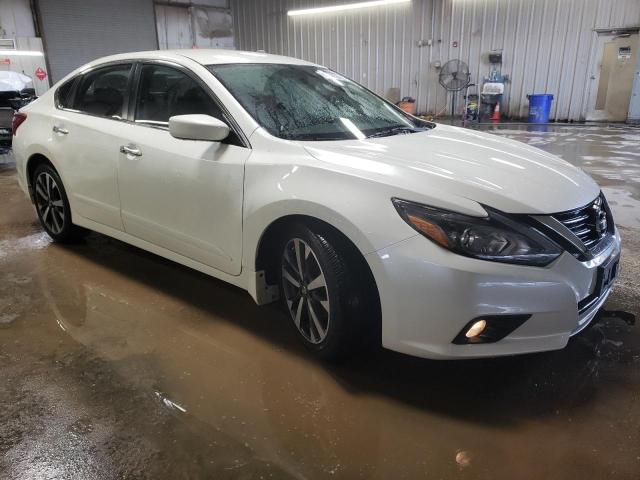 2017 NISSAN ALTIMA 2.5 - 1N4AL3AP0HC256132