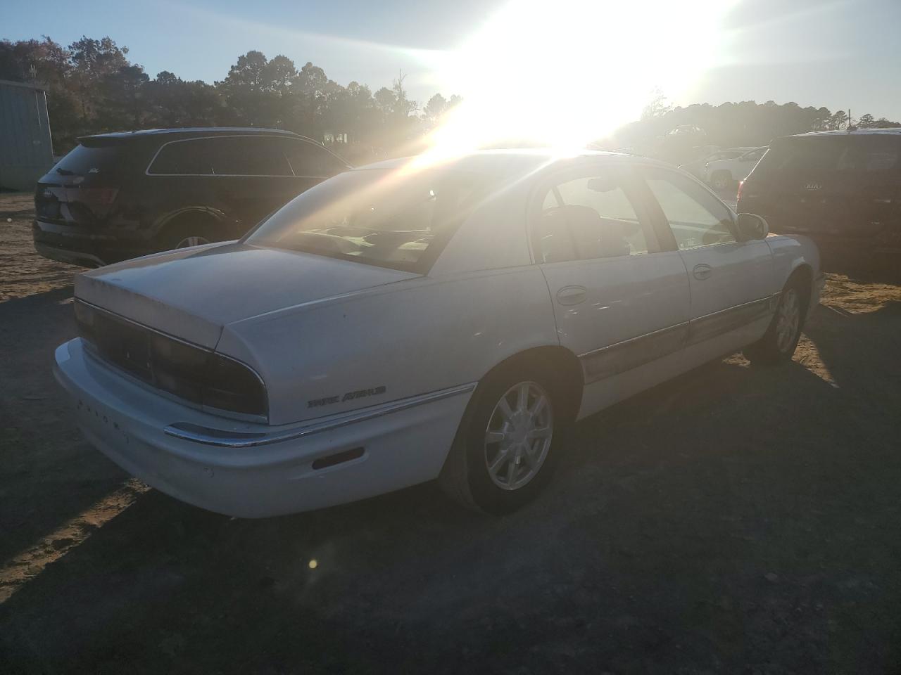 Lot #2974233376 2002 BUICK PARK AVENU