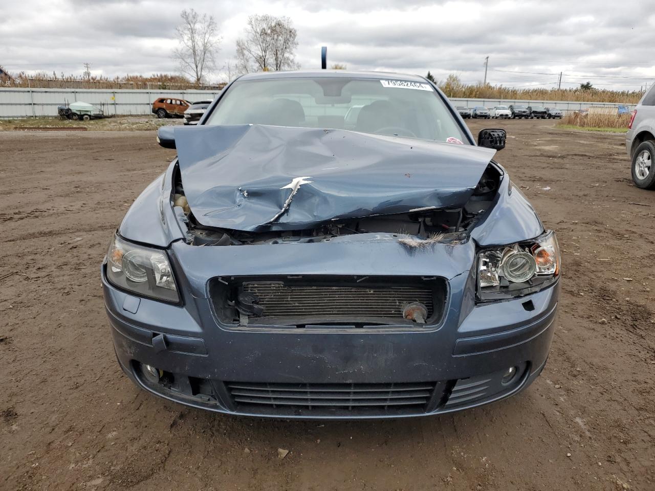 Lot #2986184153 2005 VOLVO S40 T5