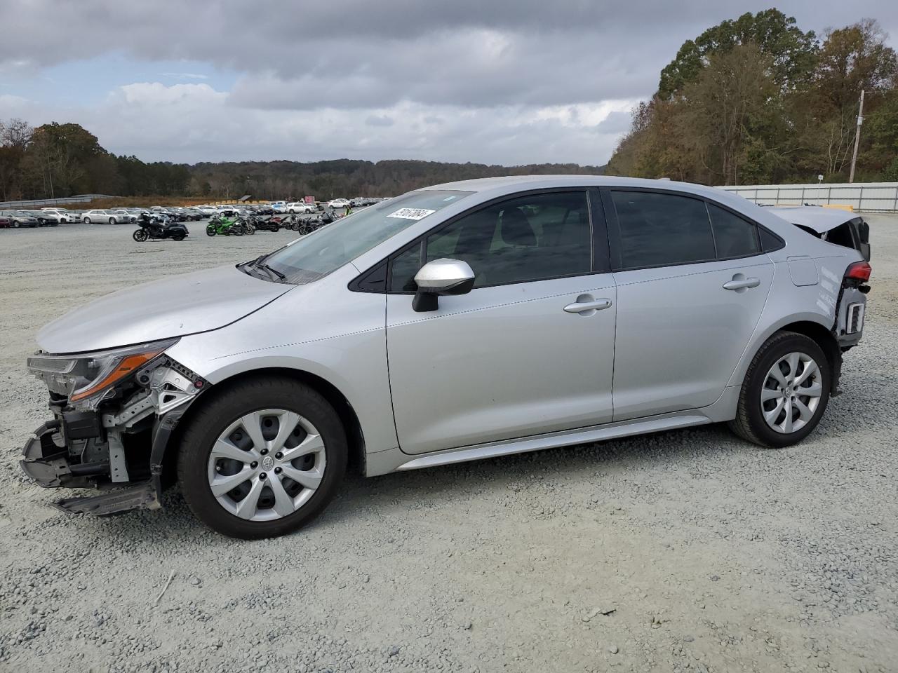 Lot #3024515411 2021 TOYOTA COROLLA LE