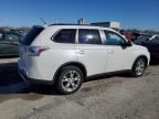 MITSUBISHI OUTLANDER photo