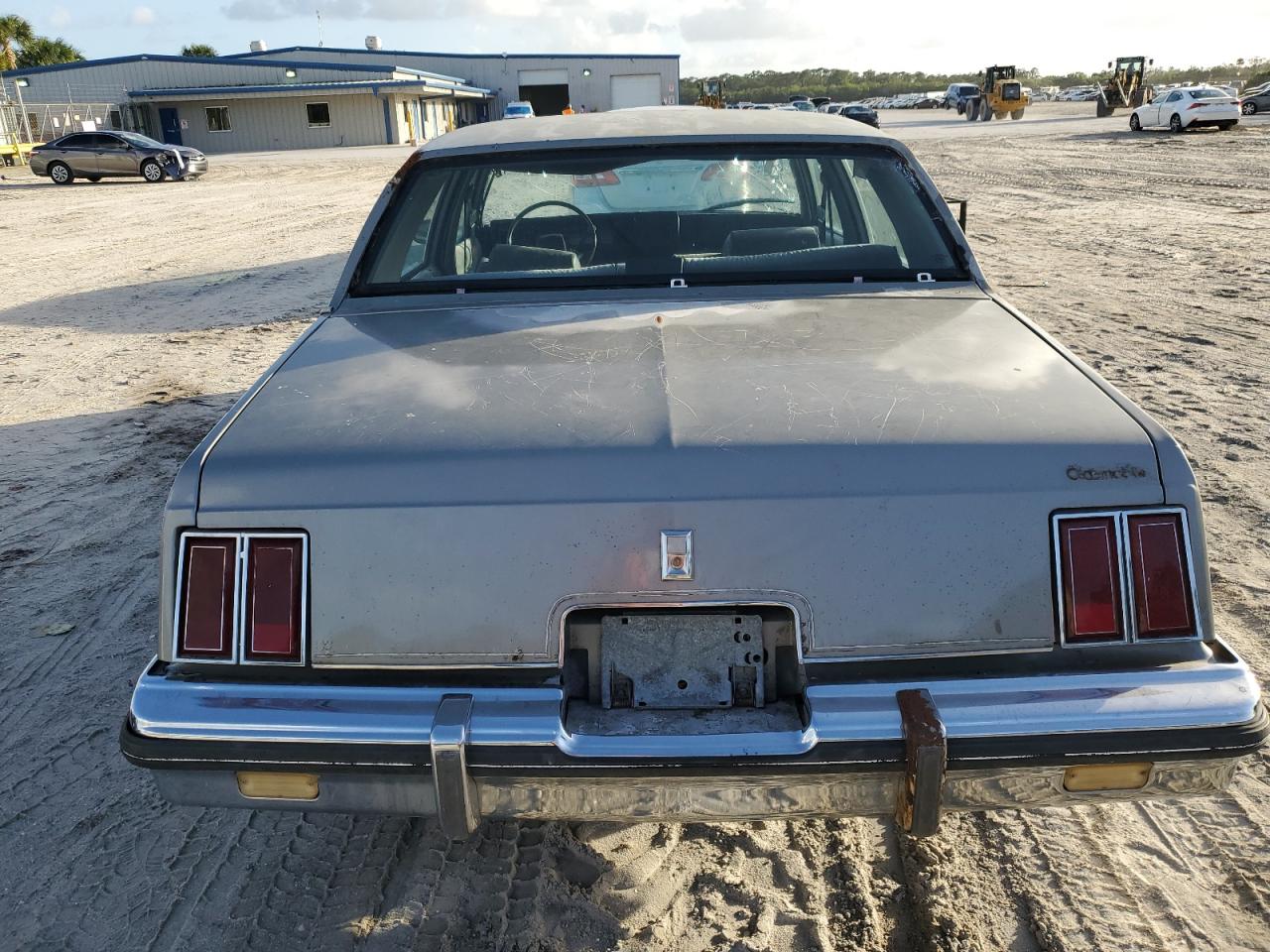 Lot #2955086799 1984 OLDSMOBILE CUTLASS SU