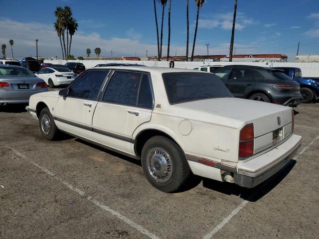 OLDSMOBILE DELTA 88 R 1988 white  gas 1G3HY54C6J1800245 photo #3