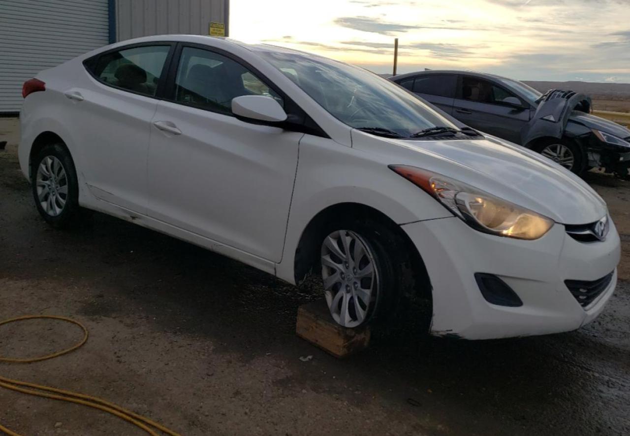 Lot #3009149356 2013 HYUNDAI ELANTRA GL