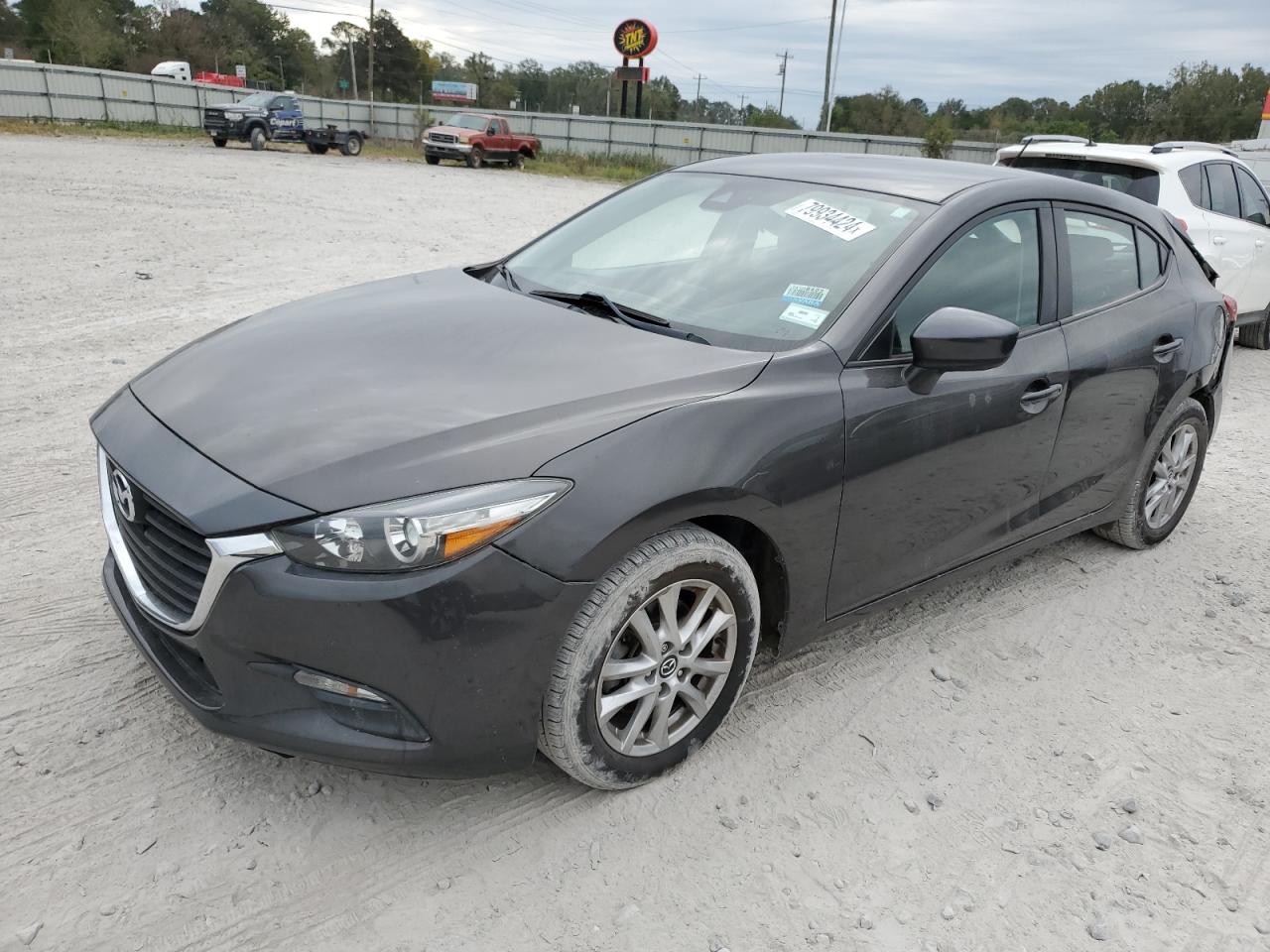 Lot #3024694588 2018 MAZDA 3 SPORT