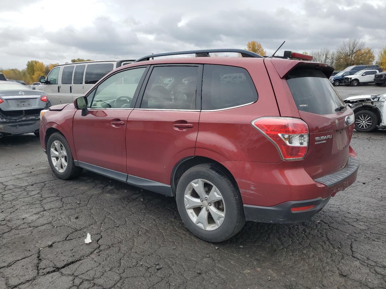 Lot #2976916587 2015 SUBARU FORESTER 2