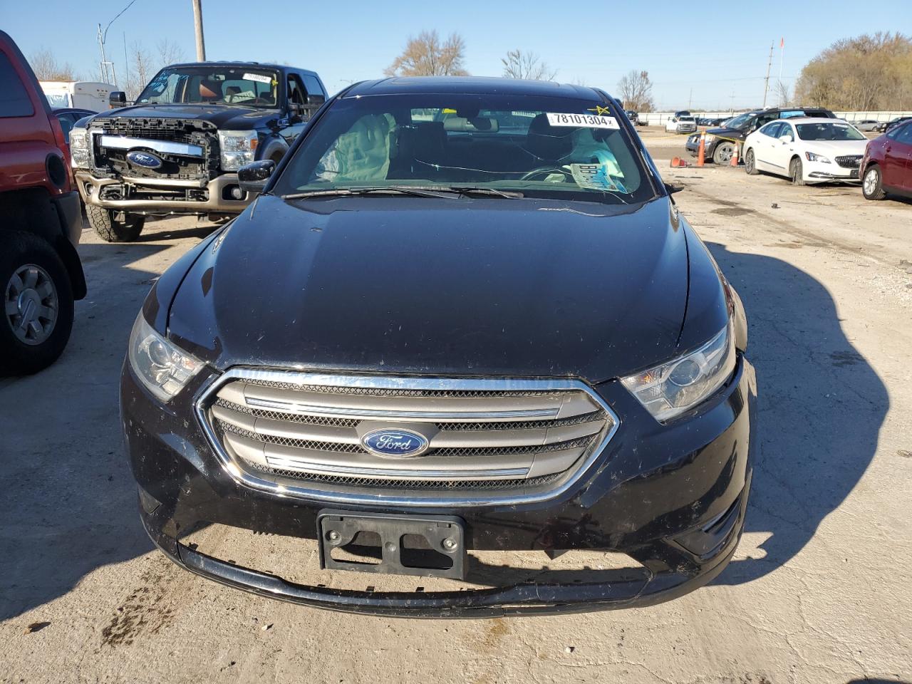 Lot #2989172803 2019 FORD TAURUS SEL