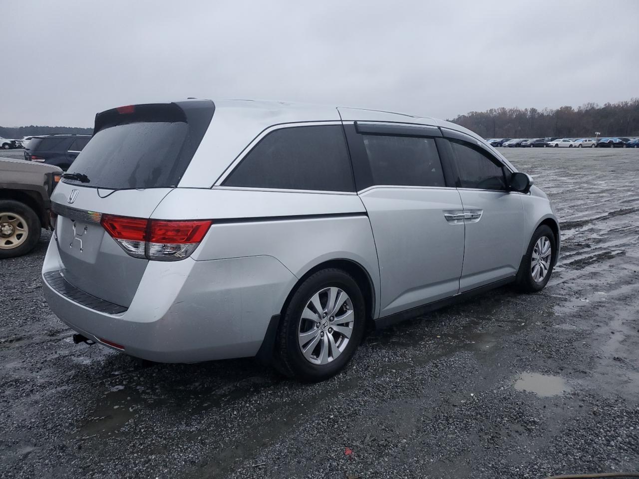 Lot #2957357469 2015 HONDA ODYSSEY EX