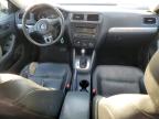 VOLKSWAGEN JETTA SE photo