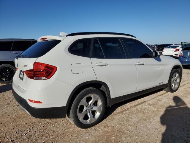 VIN WBAVM1C52FV498542 2015 BMW X1 no.3