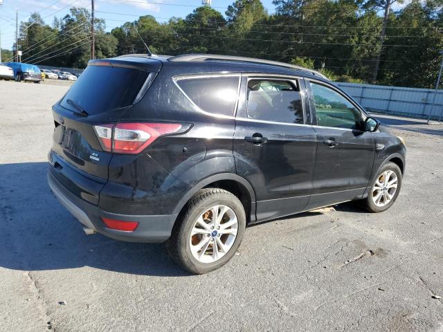 VIN 1FMCU0GD2HUB66059 2017 FORD ESCAPE no.3