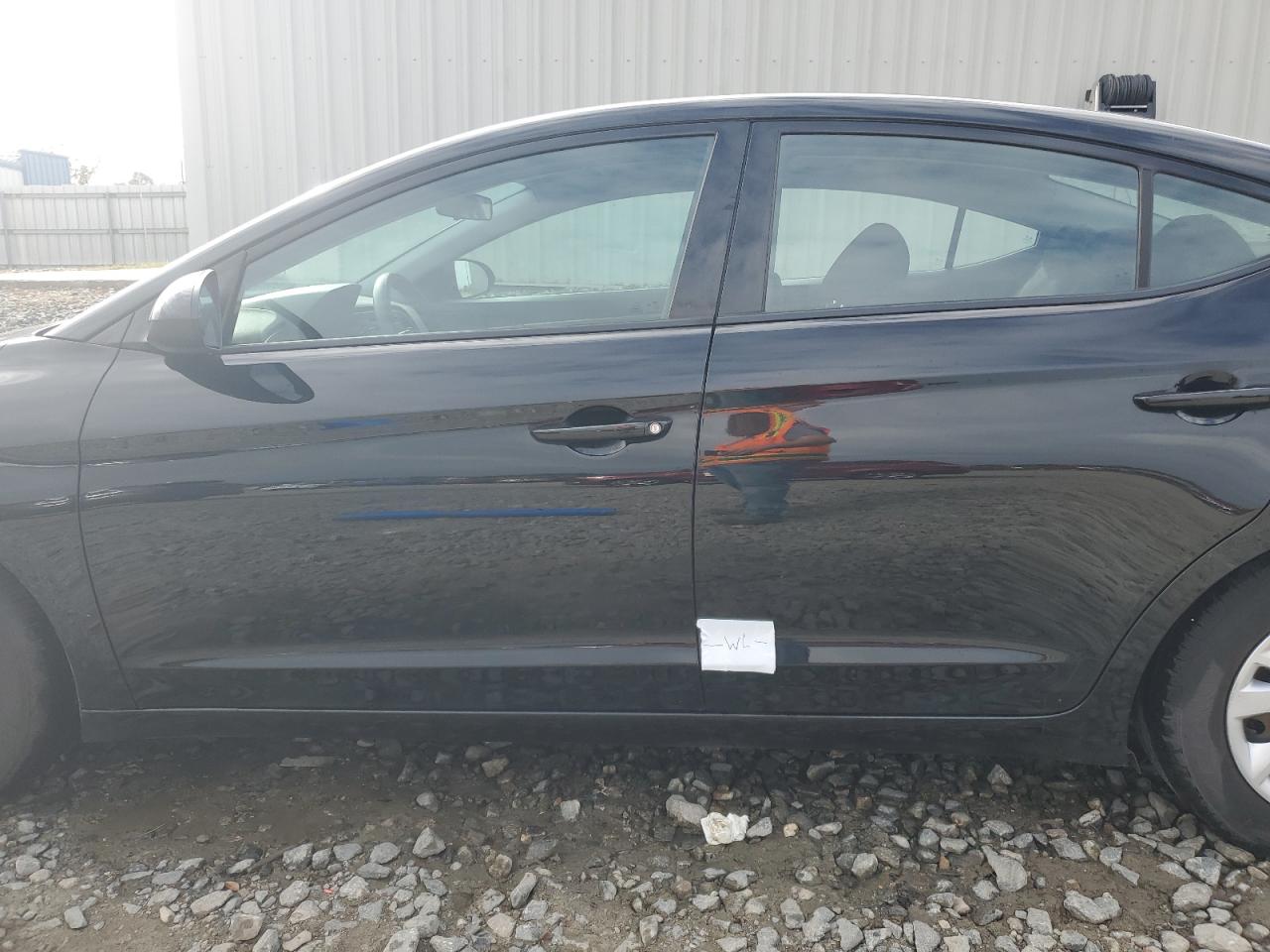 Lot #3024220823 2018 HYUNDAI ELANTRA SE