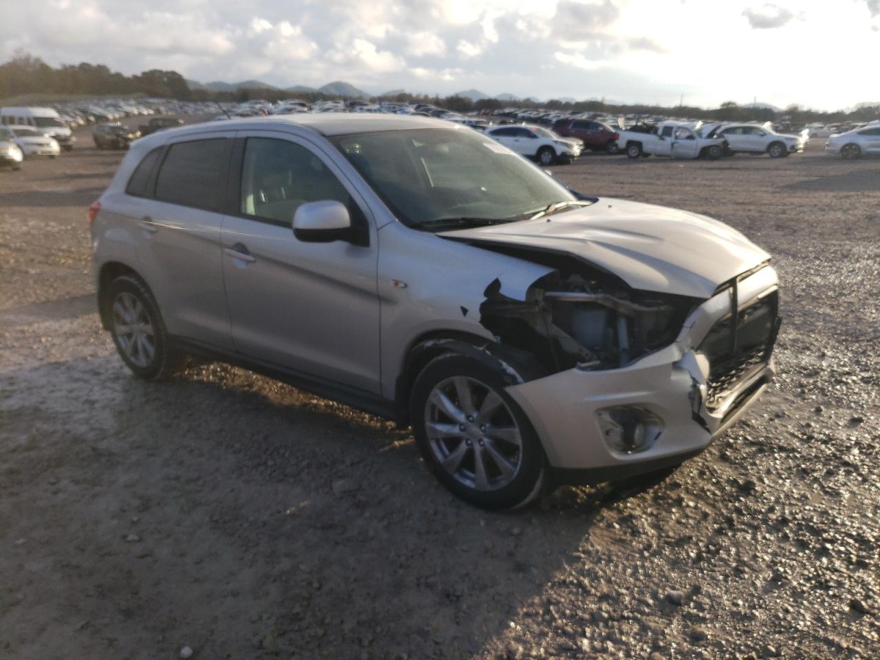 Lot #3026025956 2015 MITSUBISHI OUTLANDER