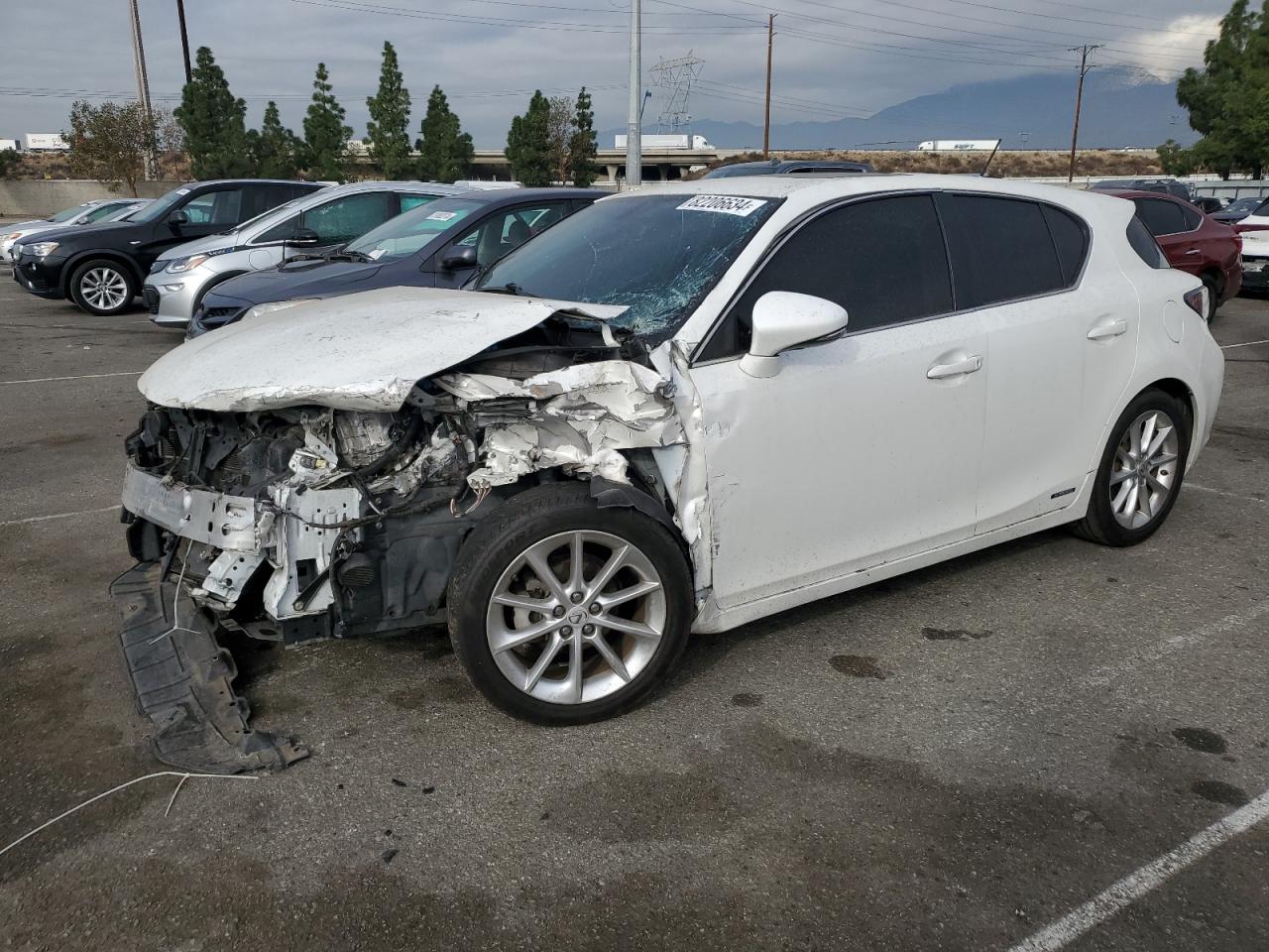 Lot #3048336730 2013 LEXUS CT 200