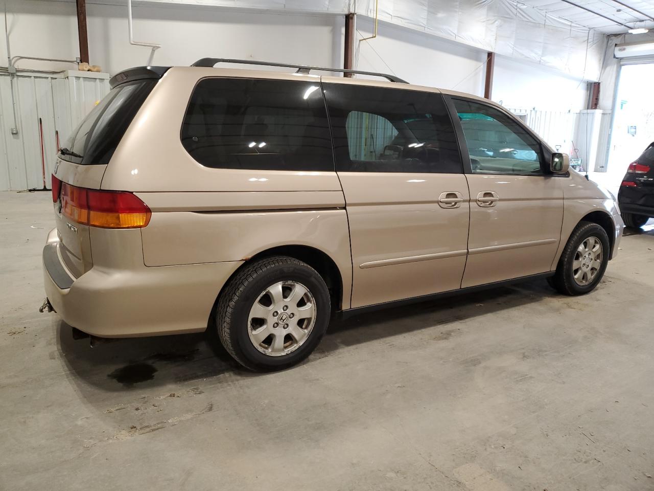 Lot #2991759181 2002 HONDA ODYSSEY EX