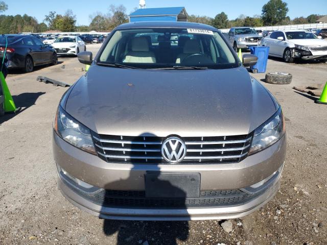 2015 VOLKSWAGEN PASSAT SEL - 1VWCM7A38FC069980