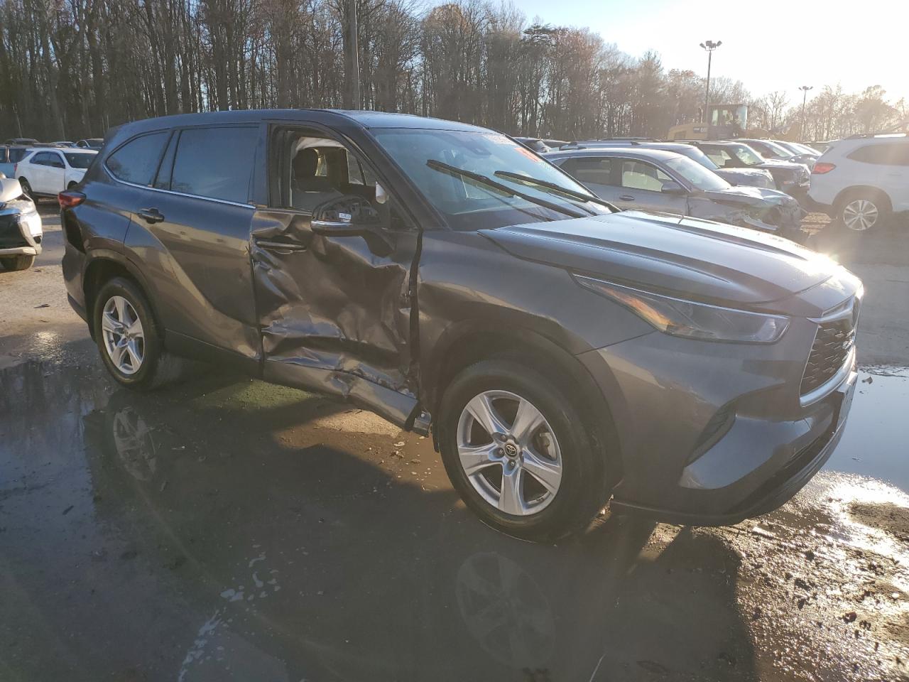 Lot #2993152465 2022 TOYOTA HIGHLANDER