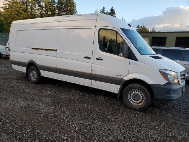 VIN WD3PE8DC2F5995681 2015 MERCEDES-BENZ SPRINTER no.4