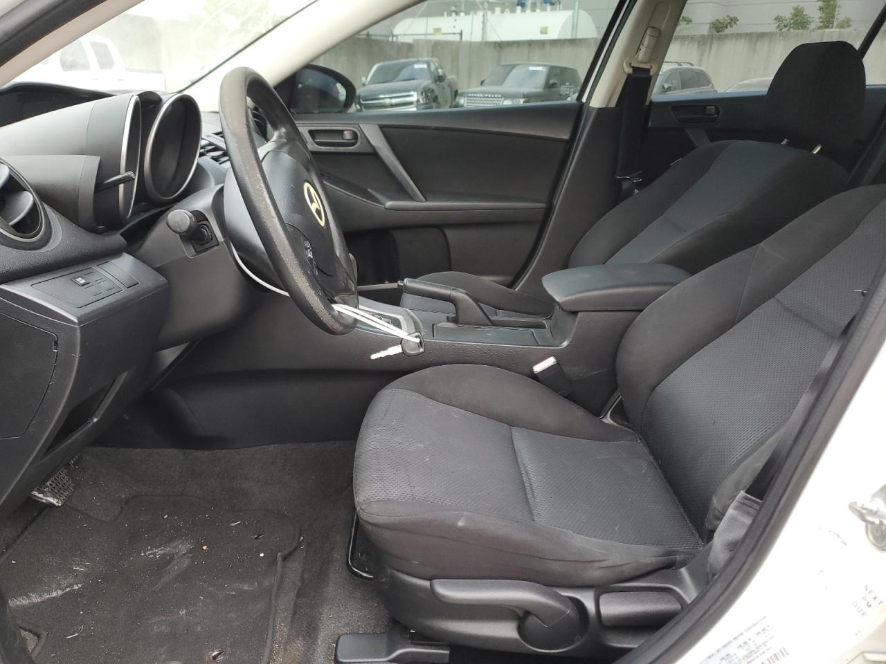 Lot #2995531622 2011 MAZDA 3 I